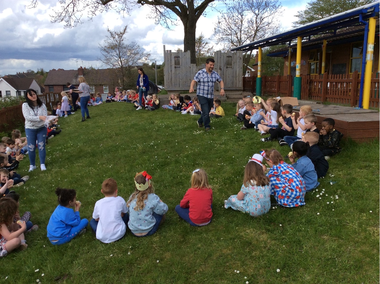 Roberts Primary School King's Coronation (May 2023)