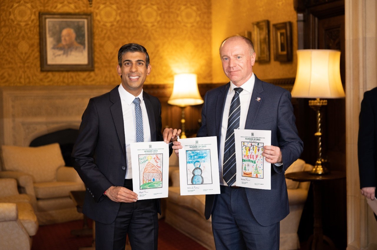 Roberts Primary School Marco Longhi (MP) Christmas Card Competition